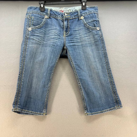 Vigoss Women's Denim Shorts Size 13/14 Embroidered Button Flap Pockets - Picture 2 of 13